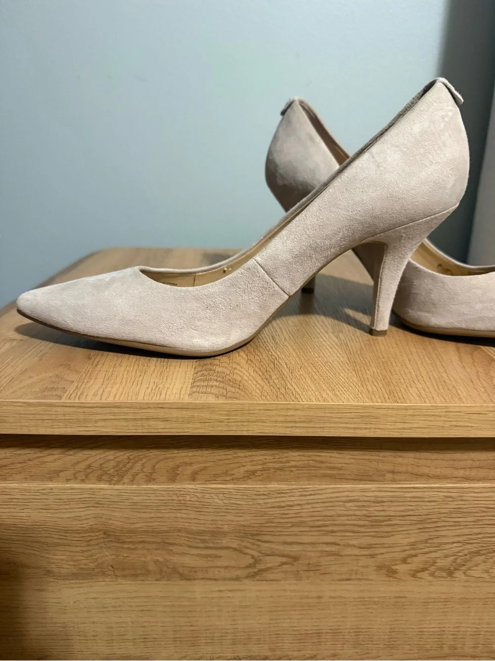 Michael Kors Light Beige Suede Pointed-Toe Pumps